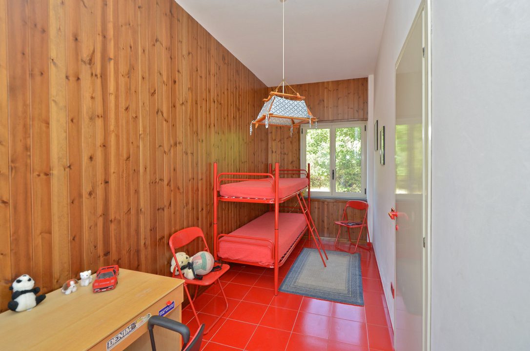 A25647EC-9F80-42E5-8CA7-4093A4F4DFD0_1_105_c