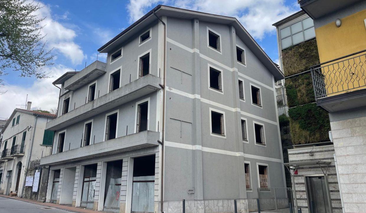 85f48daa-1af0-42ca-9b4c-7f6bc7b5907e