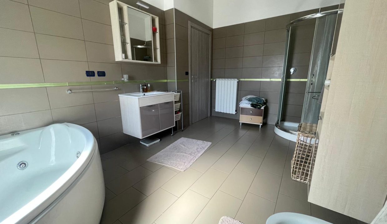 WhatsApp Image 2025-06-05 at 17.51.14 (14)