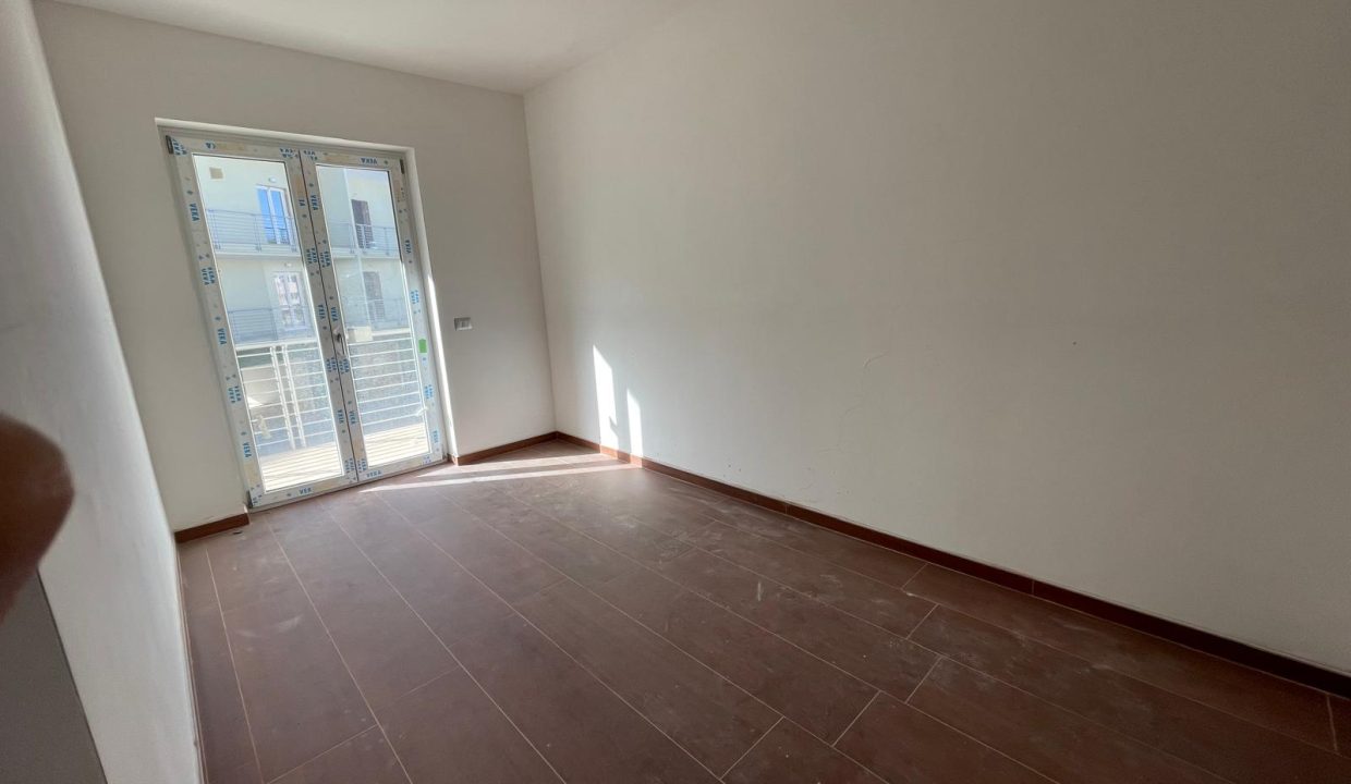 5db97cf1-eafc-48b4-9efb-676919949d5d