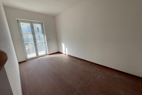 5db97cf1-eafc-48b4-9efb-676919949d5d